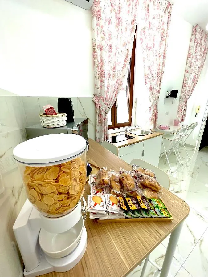 Raffy House Bed & Breakfast Napoli