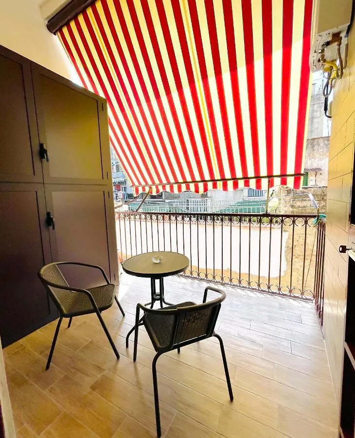 Raffy House Bed & Breakfast Naples Italy